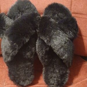 Secret Treasures Black Fuzzy Slippers